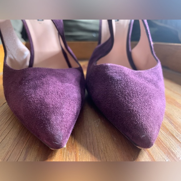 Giorgio Armani Purple Suede Pumps - Picture 7 of 9